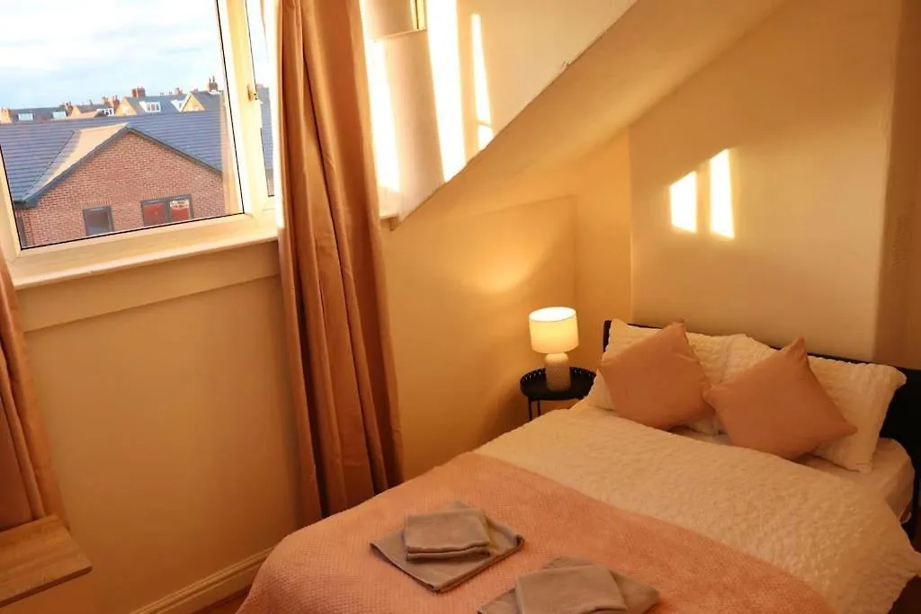 Cozy Family Stay With Free Parking And Wifi Leeds  United Kingdom
